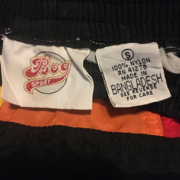 Rainbow color block shorts - Picture 2 of 2